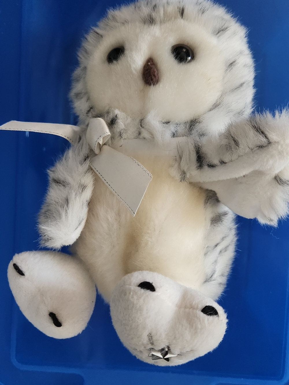 White and gray speckled snowy owl plush toy Russ Berrie Shining Star Collection